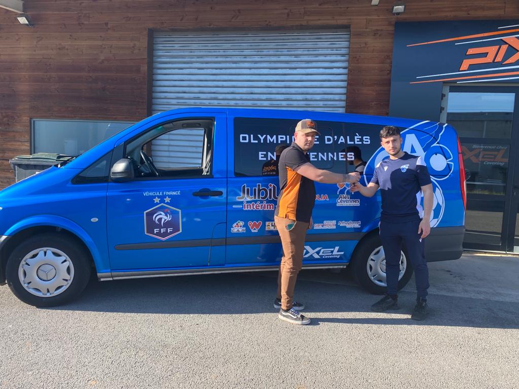 COVERING DES MINIBUS